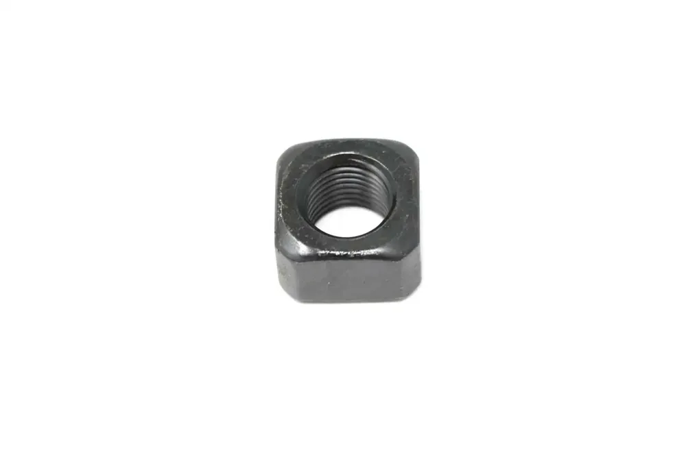 7008138 — NUT