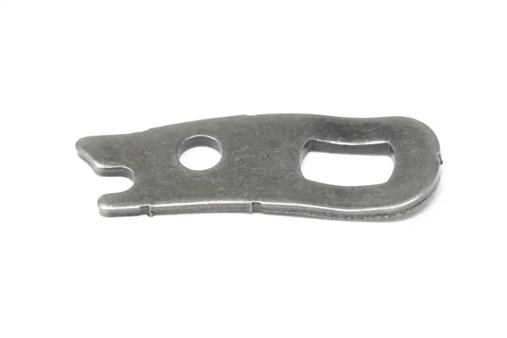 7008445 — CLAMP, INJECTION