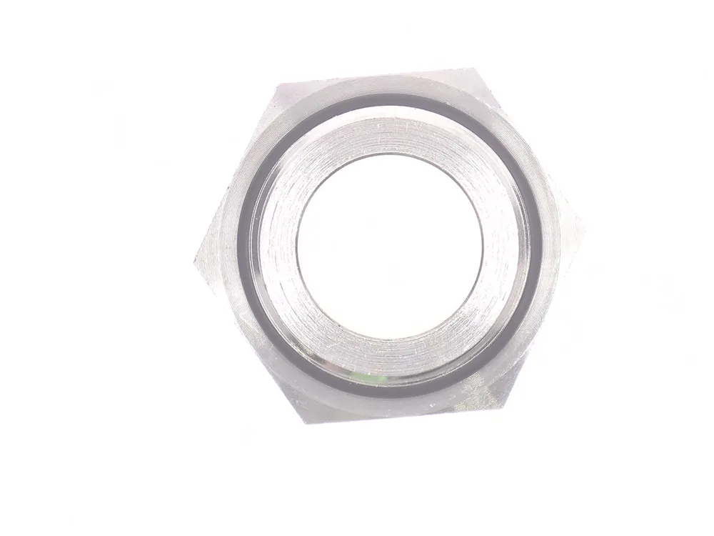 7008798 — Fitting