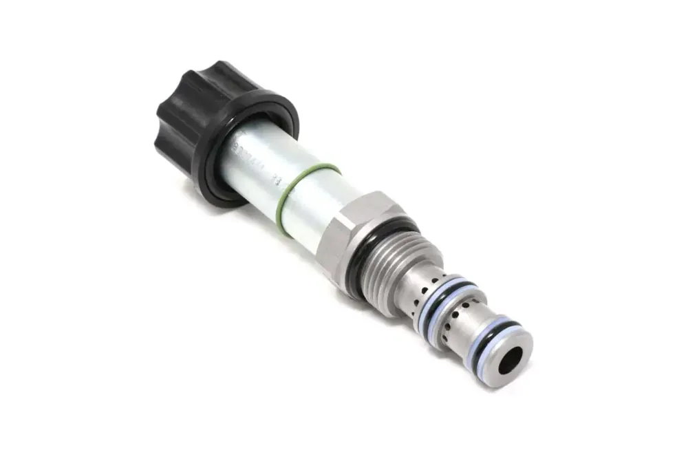 7010983 — VALVE