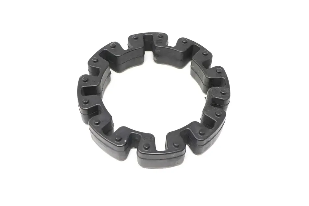 7016323 — COUPLER