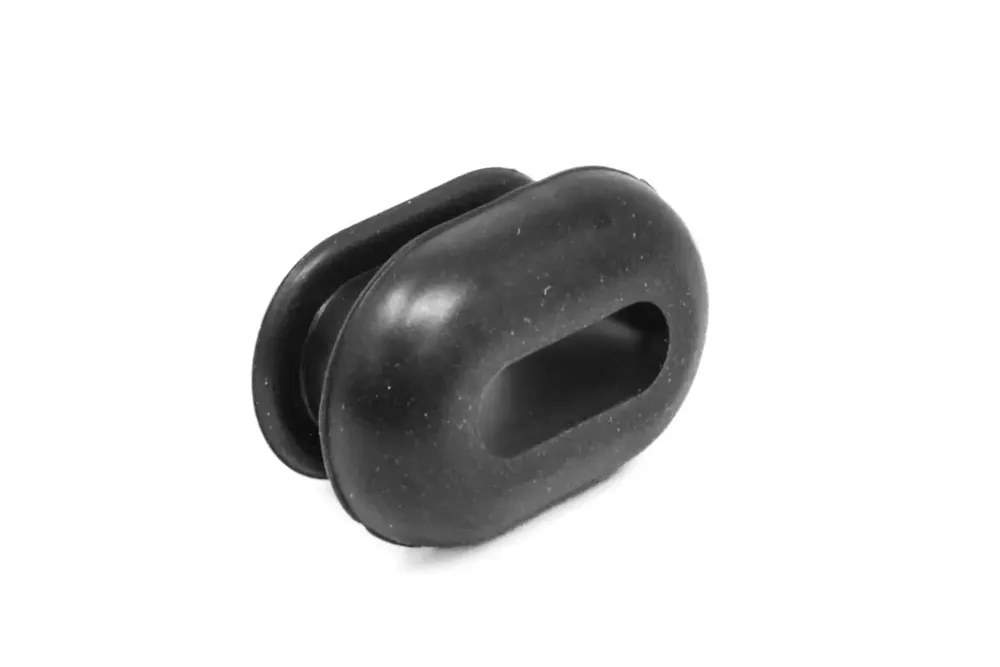 7016420 — GROMMET