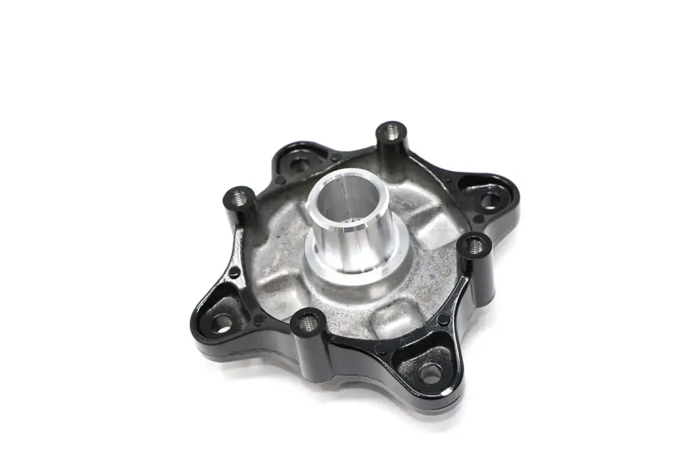 7016455 — WHEEL HUB REAR