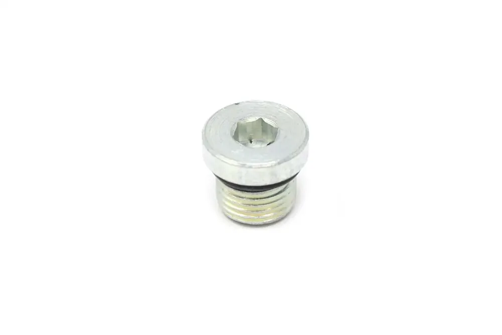 7017518 — PLUG