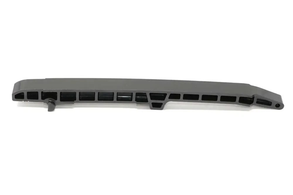 7018748 — GUIDE
