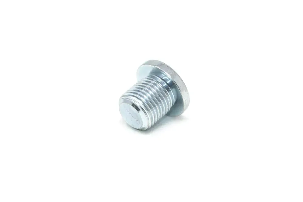 7020757 — PLUG