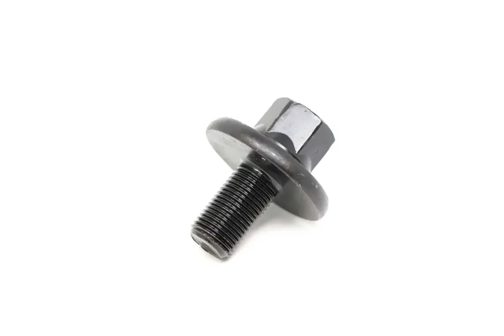 7020991 — BOLT