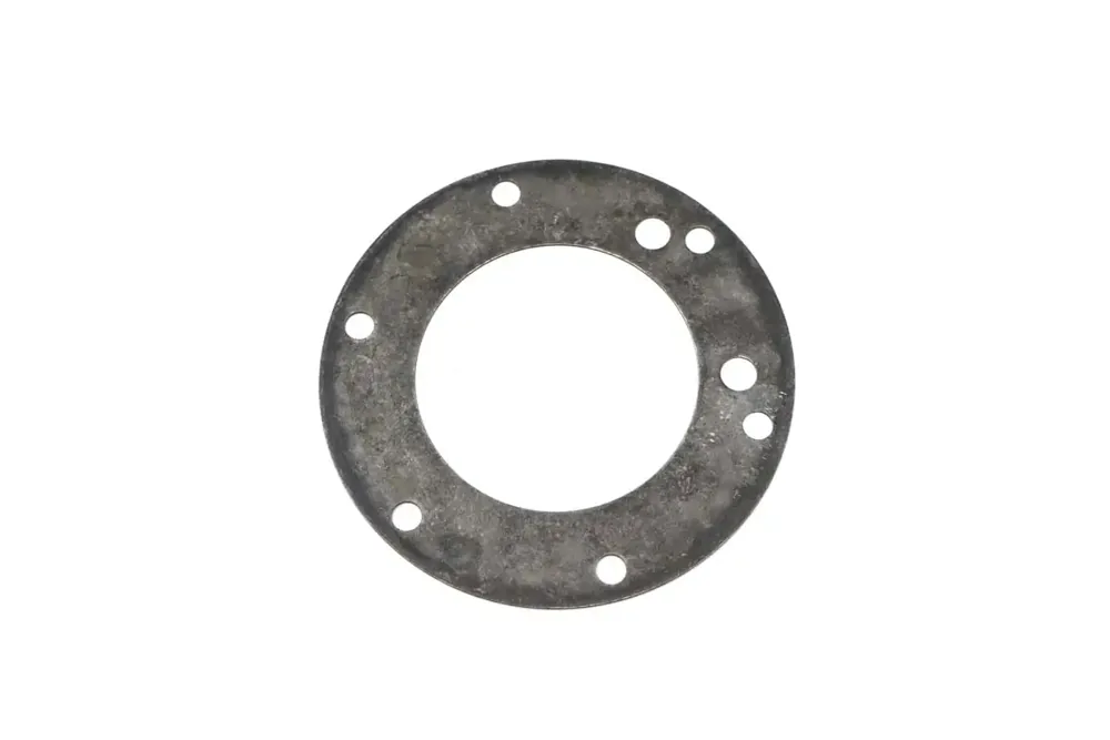 7020993 — RETAINER