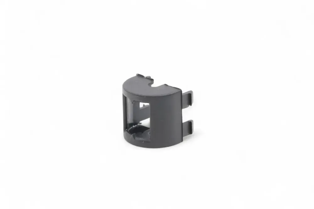 7022589 — INDICATOR