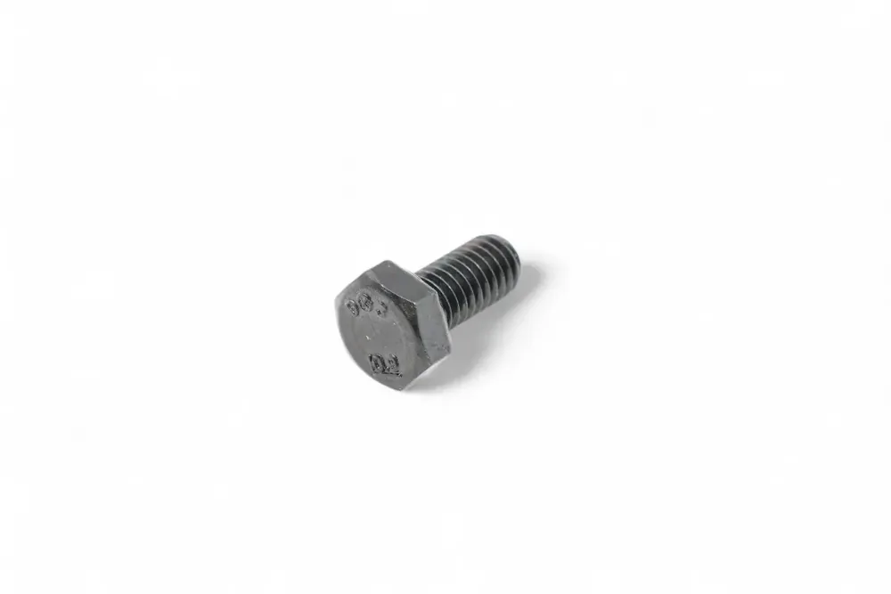 7024762 — BOLT