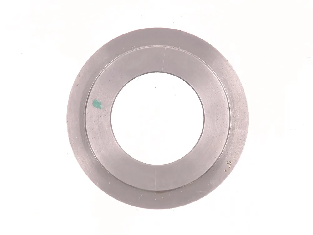 7025101 — Retainer, Bearing