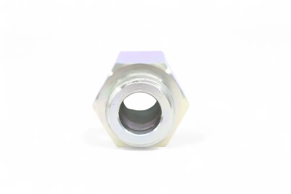 7029628 — ADAPTER
