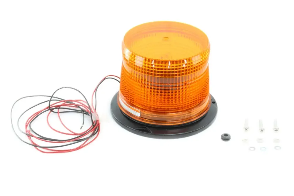 7031373 — LIGHT STROBE