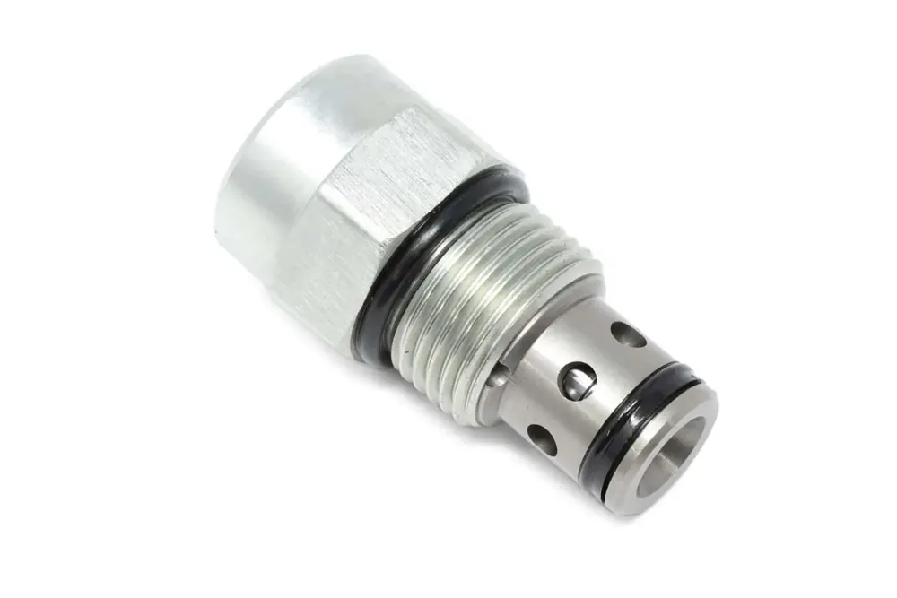 7031526 — VALVE