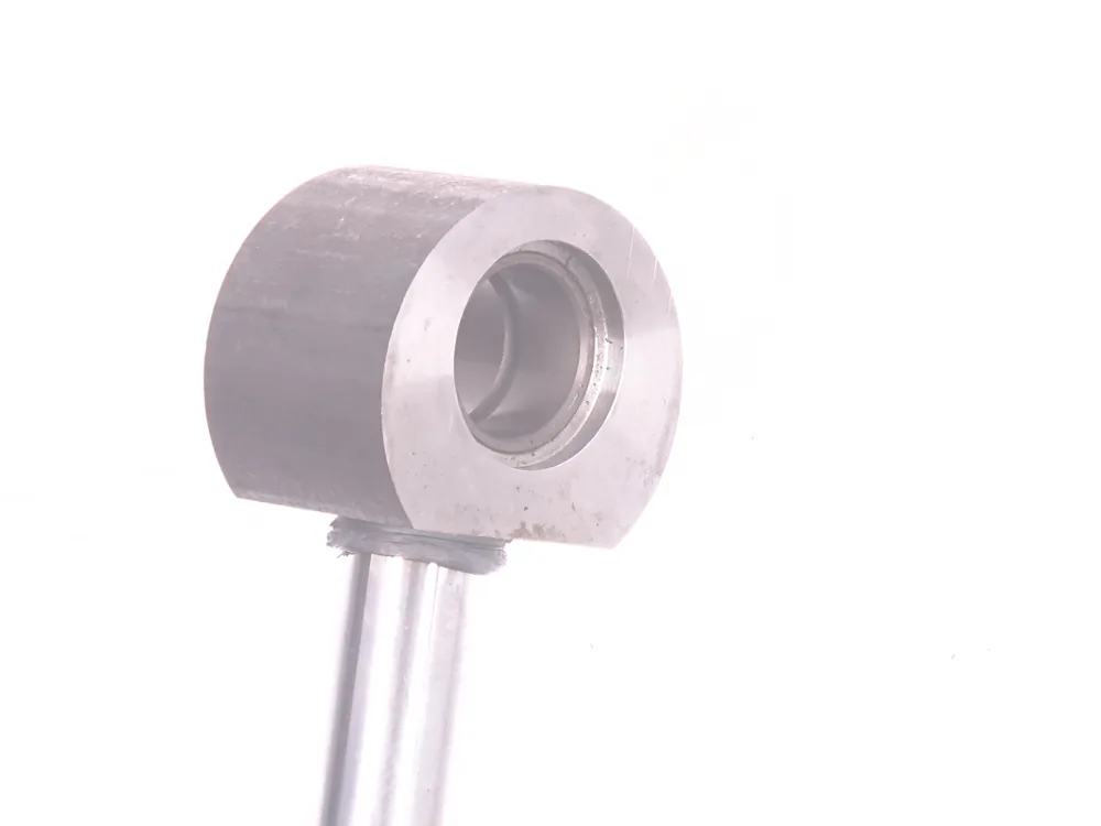 7102496 — Cylinder Shaft, Welded Assembly