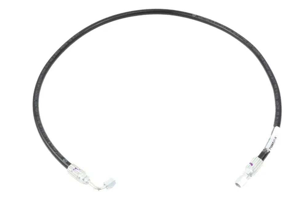 7106587 — Hose Assembly