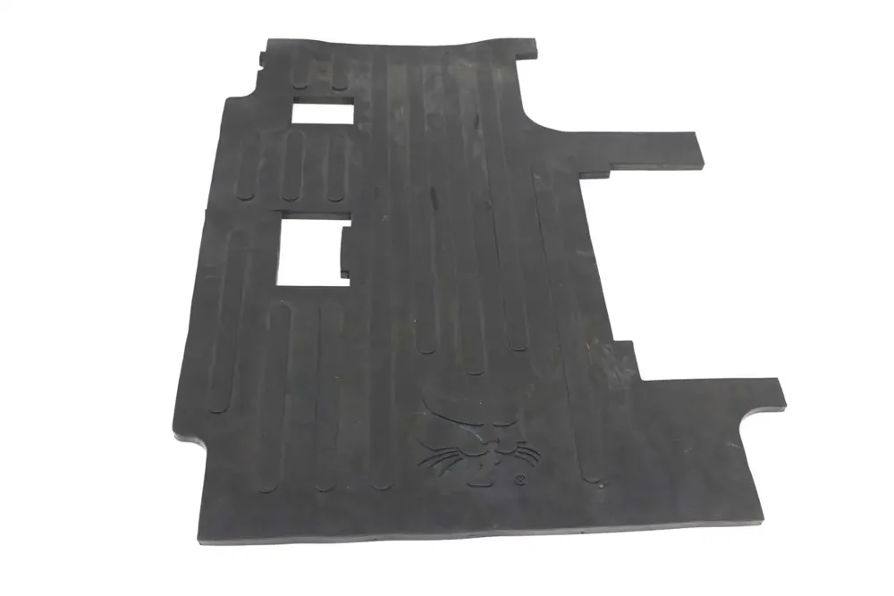 7130440 — CAB MAT FLOOR