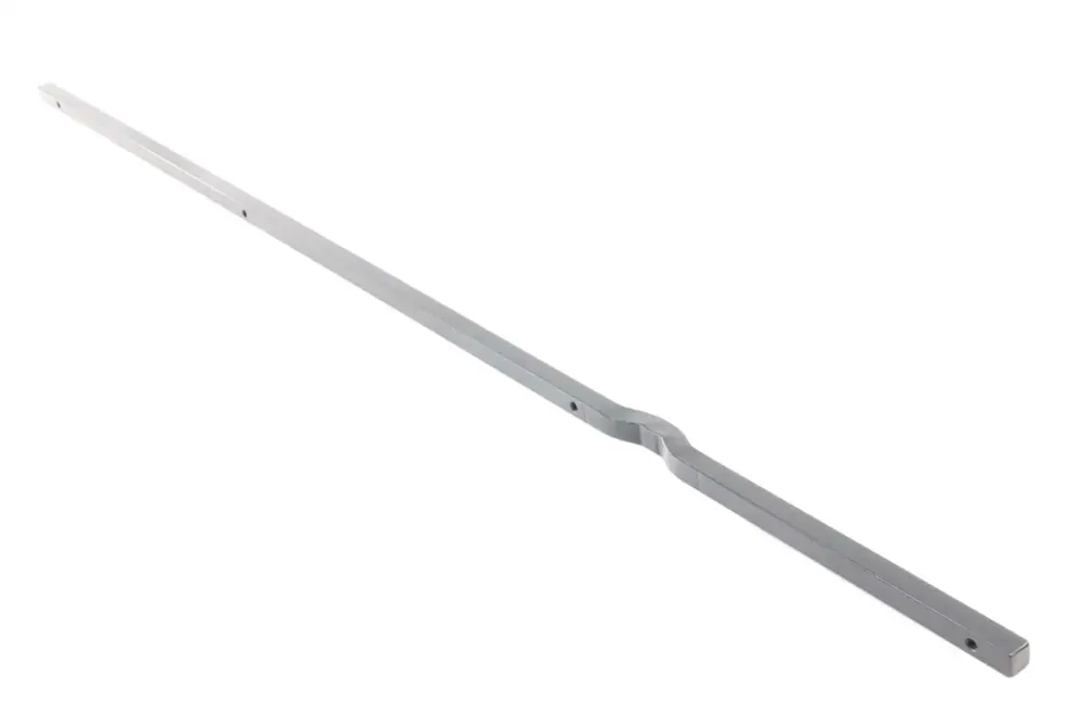 7153099 — BRACE CAB