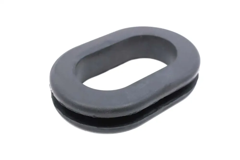 7173764 — Grommet