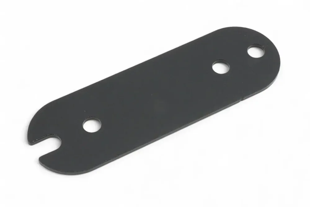 7198050 — PLATE COVER
