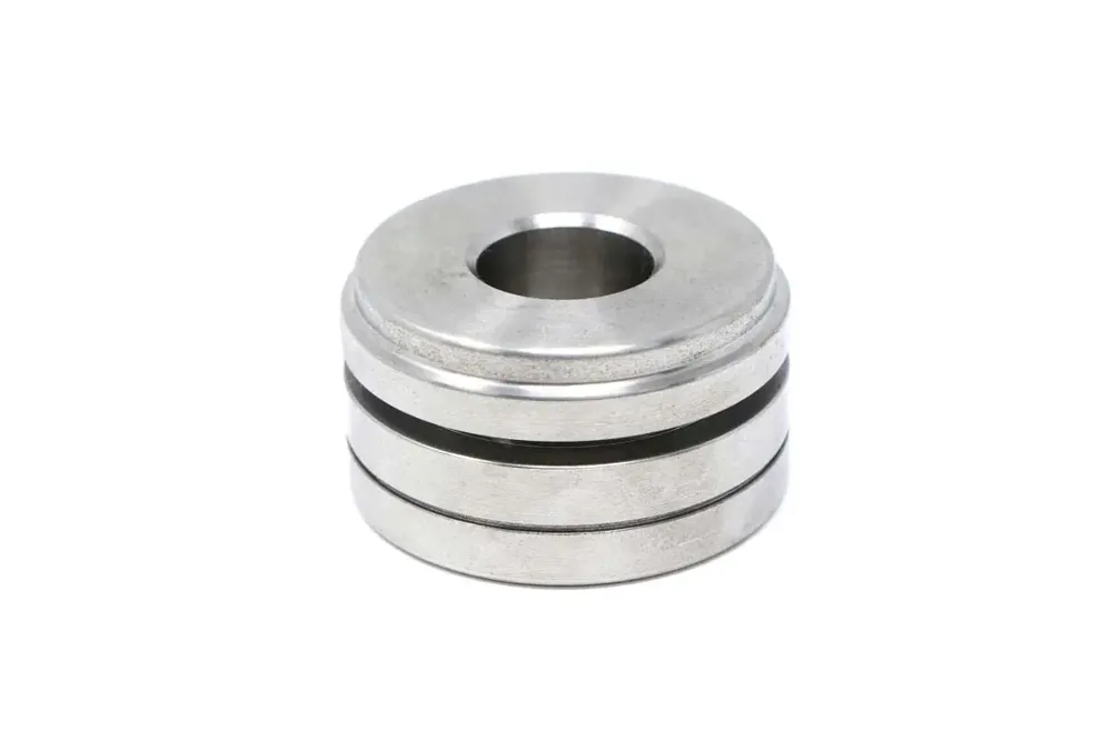 7200802 — PISTON