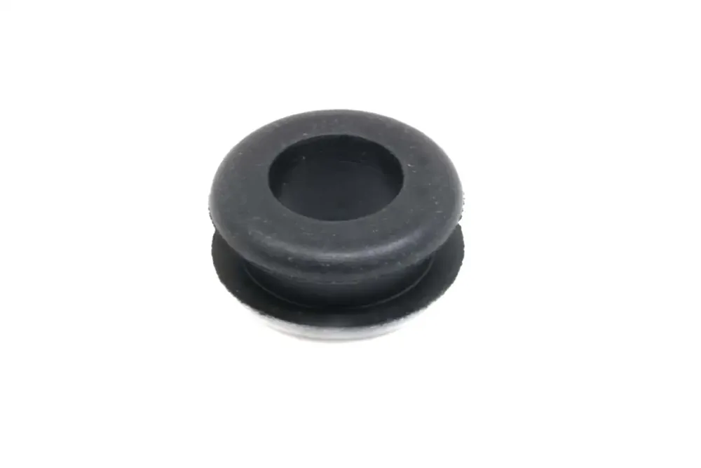 7237139 — GROMMET