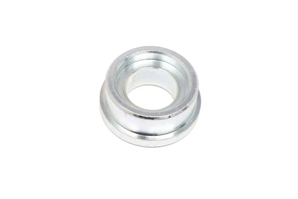 7245766 — Bushing, Metal