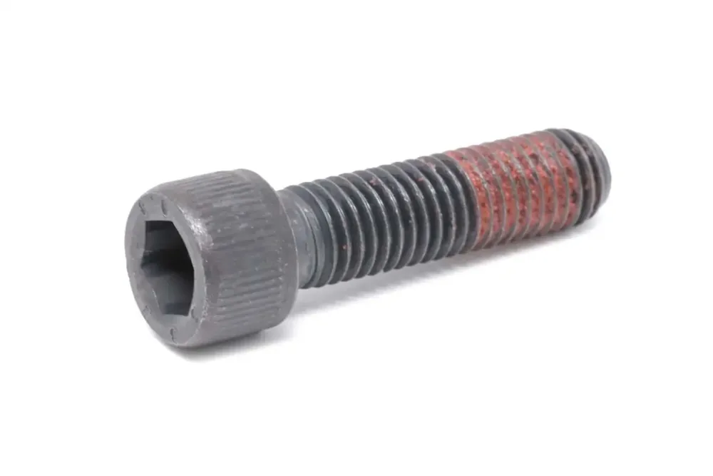 7247486 — BOLT