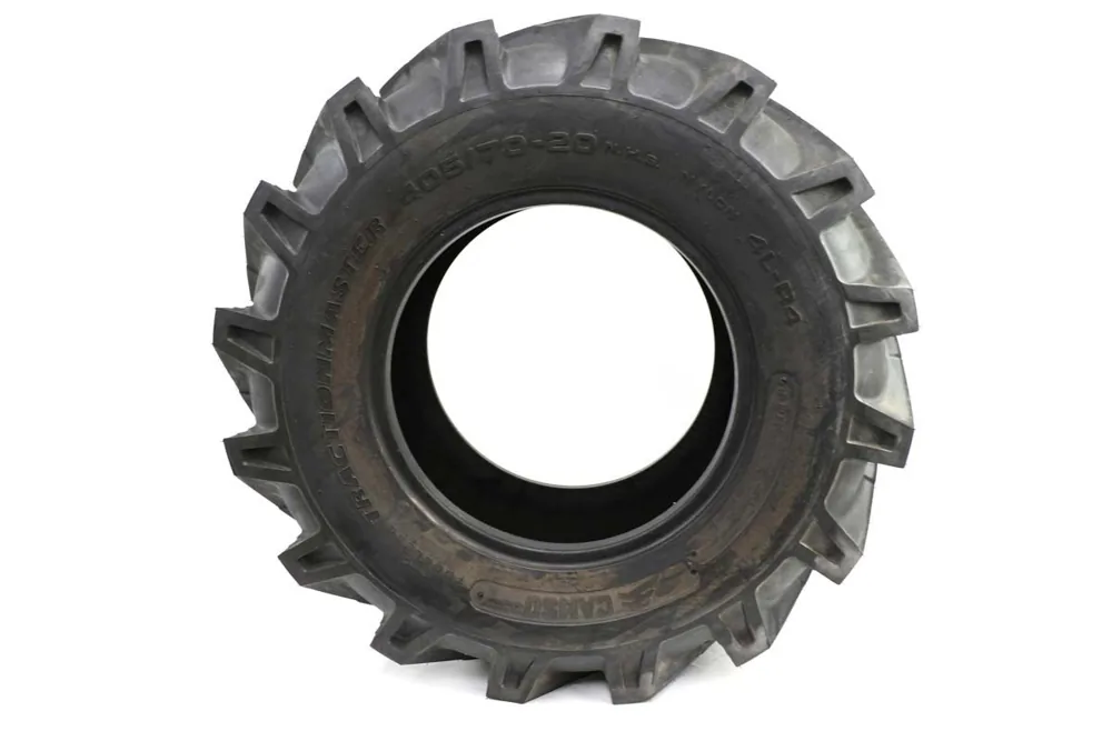7253906 — Tire Sol 405/70-20 Pr16