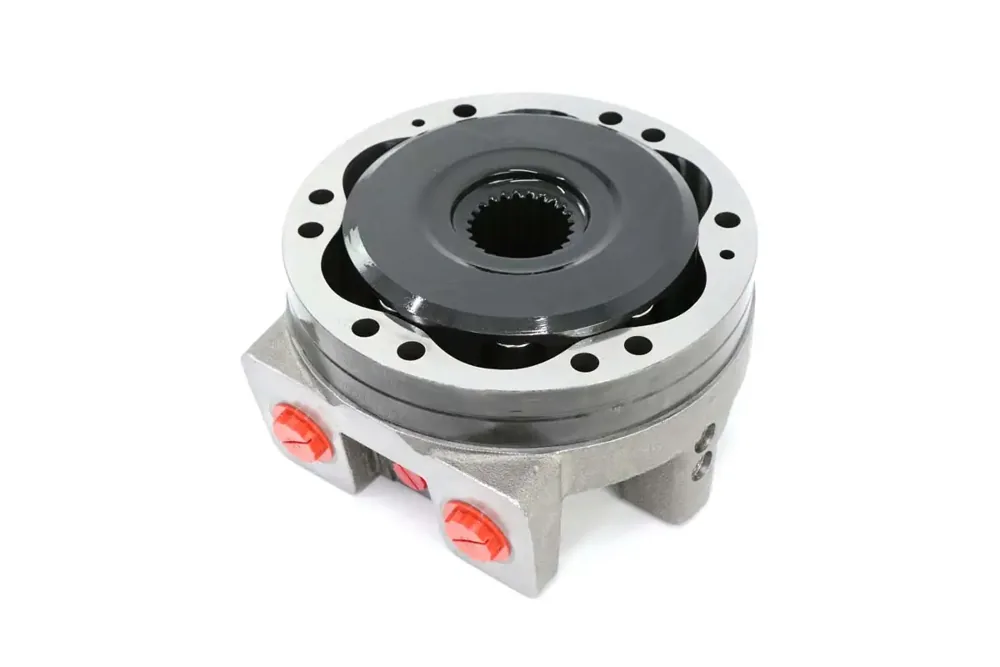 7261335REM — MOTOR HYDRAULIC