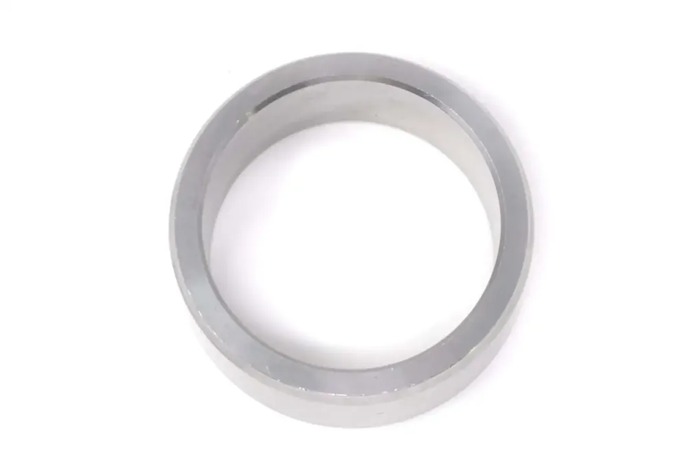7268080 — Spacer