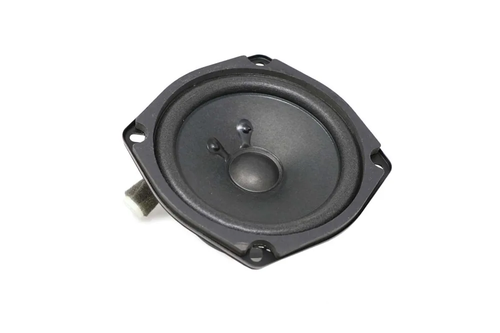 7277330 — Speaker