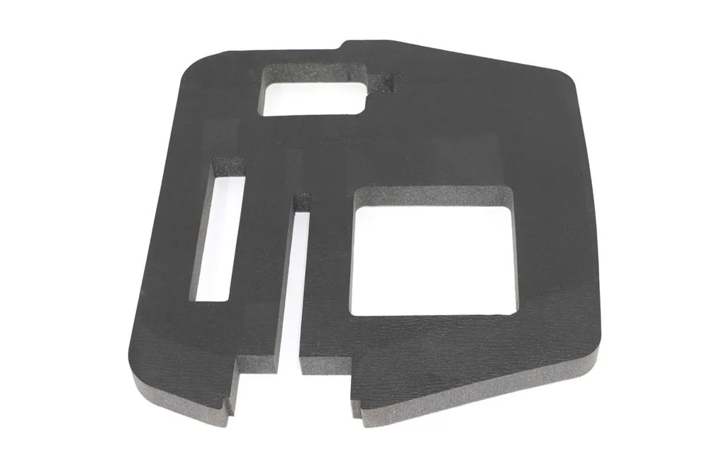 7281626 — Insulation, Tailgate