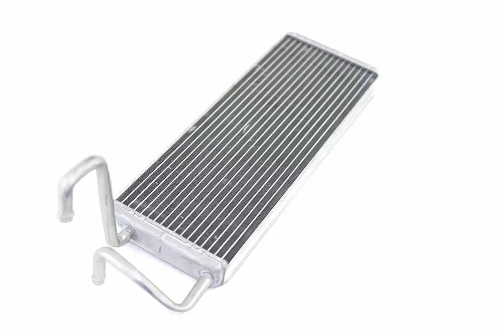 7310823 — Heater Core